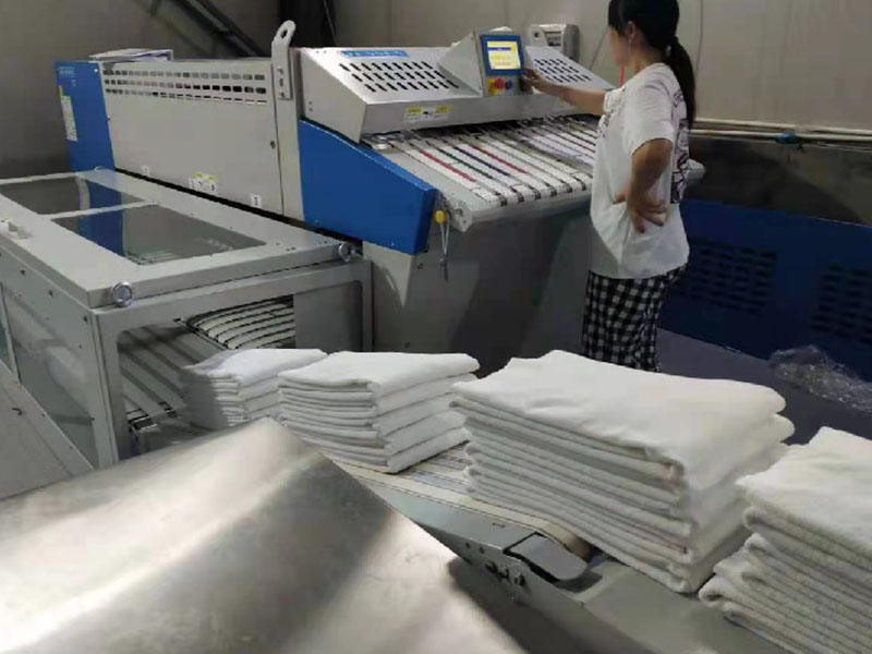 托克逊巾类折叠机-02